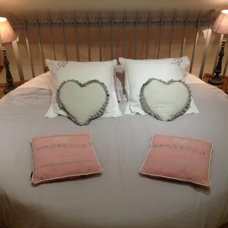 Les De Ribeaufontaine Couette-café Dorengt